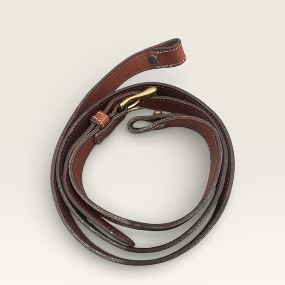 *VINTAGE* Dooney & Bourke All-Weather Leather Fold-Over Flap Crossbody - 80’s - Picture 10 of 13